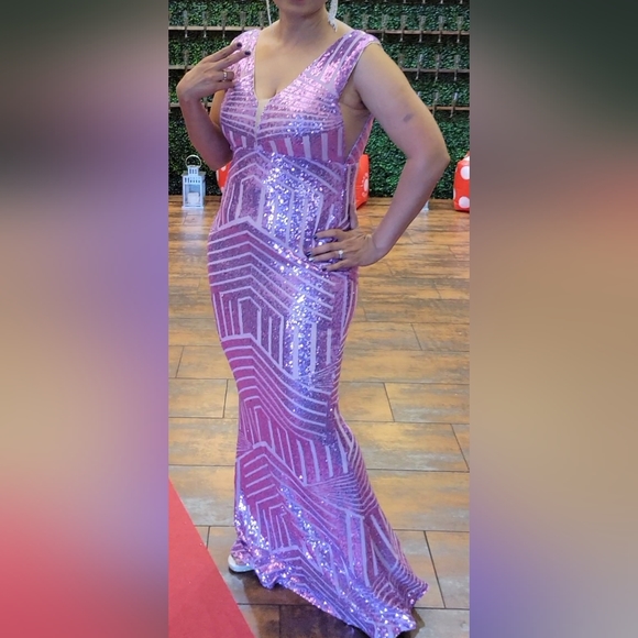 Sequin Maxi dress - Picture 1 of 4